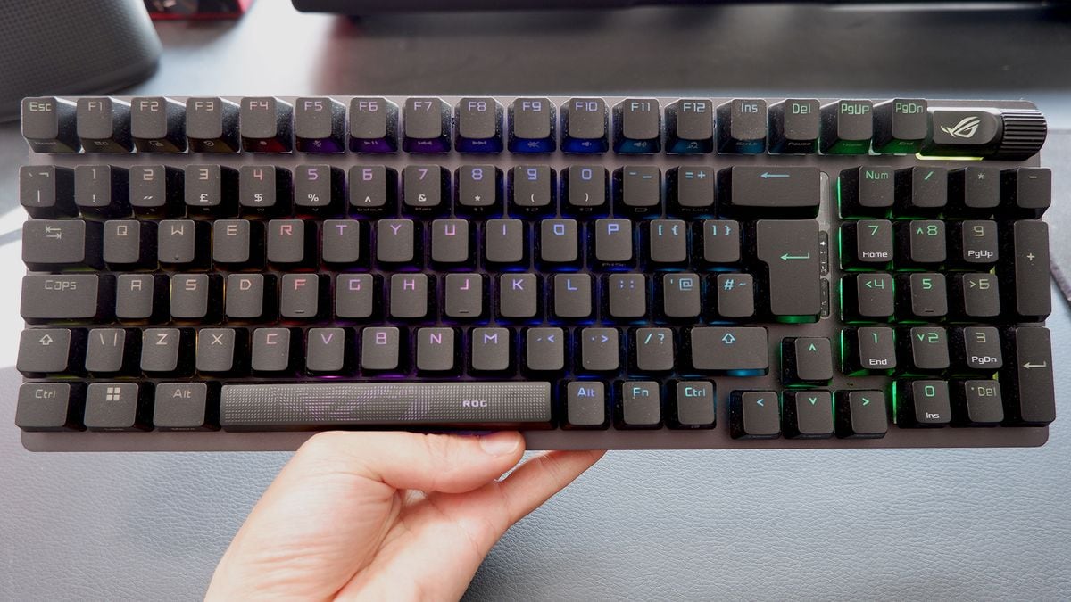 El teclado que se anima a ser dos: el Logitech G512 X 98 mezcla precisión analógica y mecánica sin pedirte que elijas