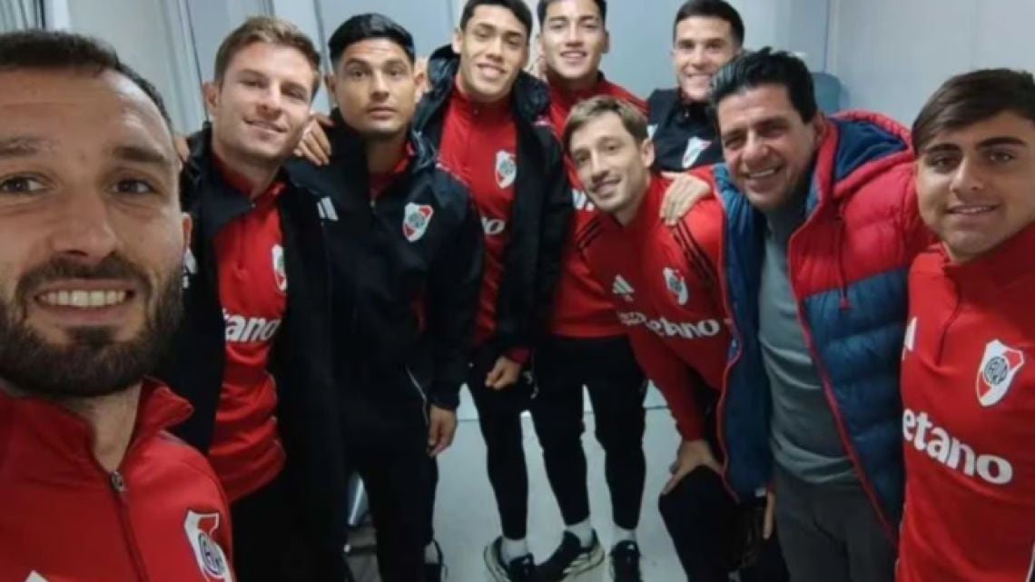 Bustos y Viña: los dos enredos que River no pudo desatar antes del cierre del libro de pases