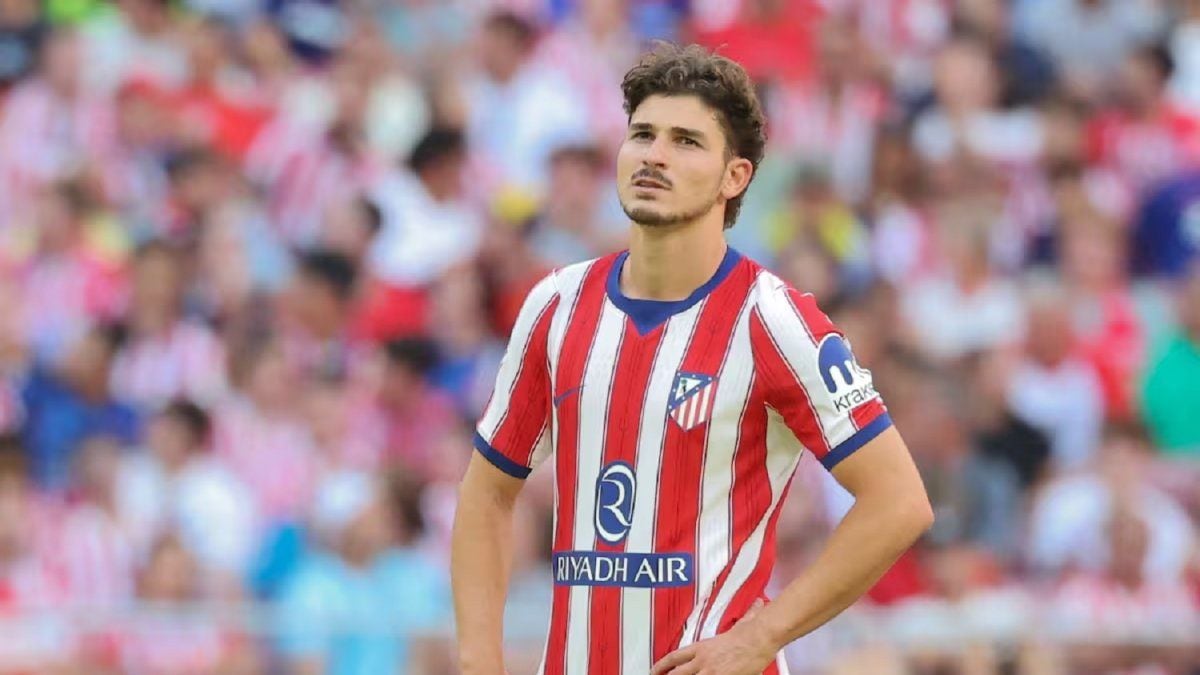 Julián mete la cabeza en la bolsa y Simeone lo lleva a Bilbao: la Araña vuelve al grupo del Atlético después del culebrón del mercado