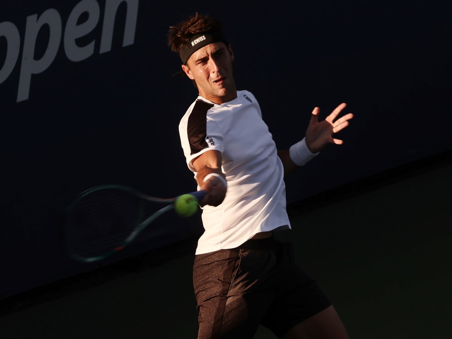 Etcheverry pasó por encima de Navone y se metió en la segunda semana del US Open