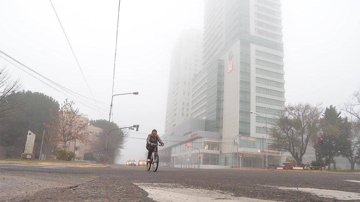 Neuquén respiró seis días en alerta: el aire de agosto se cargó contra la gente