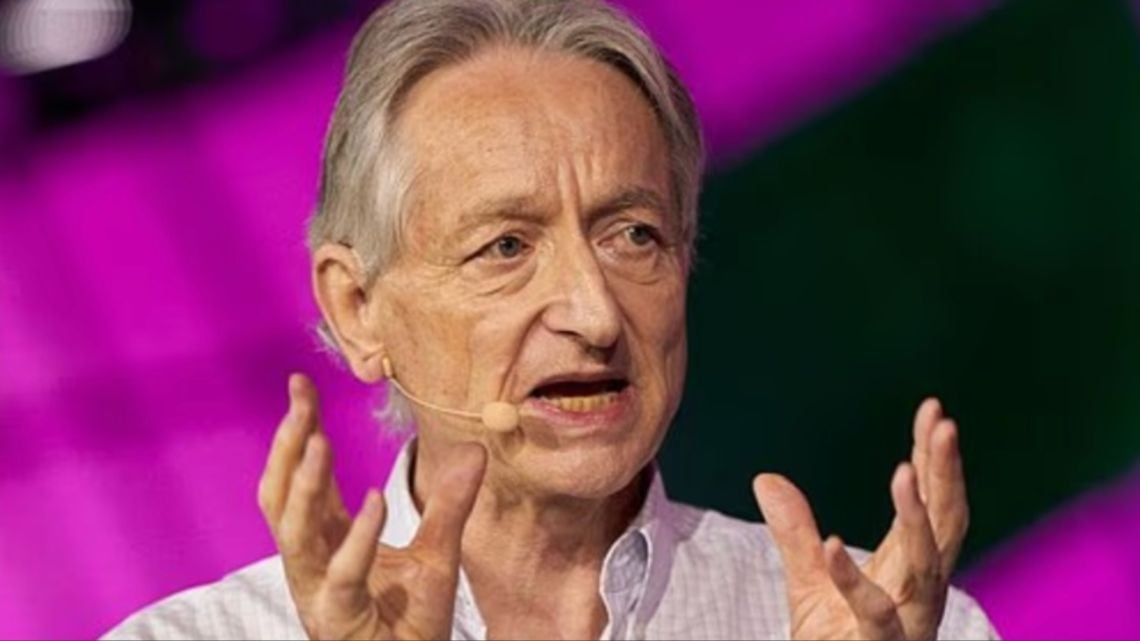 Hinton, el padrino de la IA, ahora le tiene miedo a su propia criatura: hasta un veinte por ciento de chances de que nos extinga