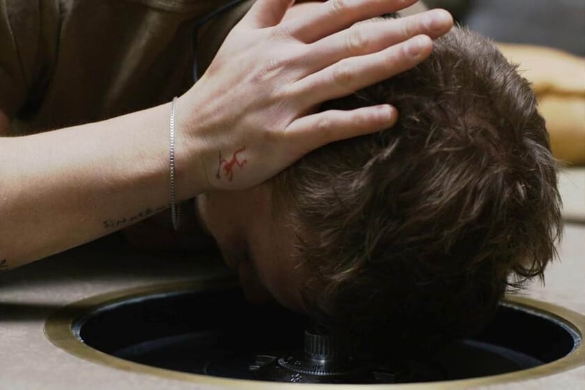 Pianos afinados y cajas fuertes abiertas: el thriller de Roher que llega al streaming