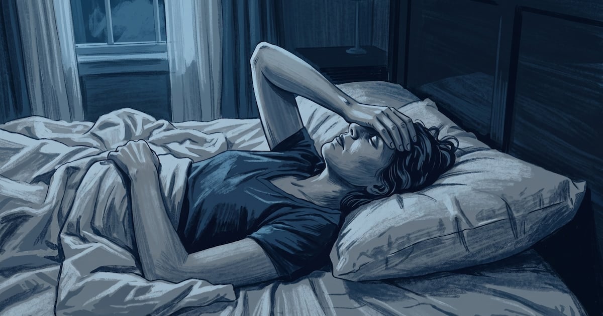 La pantalla que te roba el sueño: lo que dicen los especialistas y qué se puede hacer esta misma noche