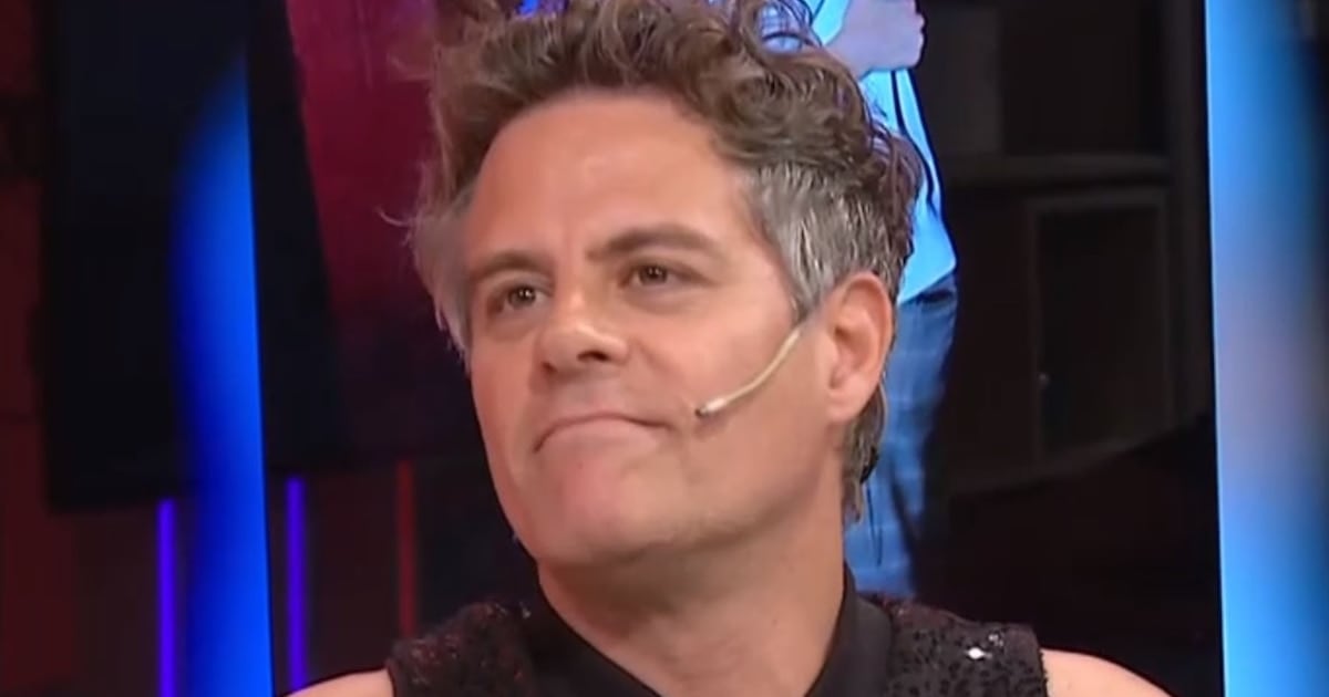 Mike Amigorena se prende al fuego de MasterChef Celebrity: la cocina hogareña frente al reloj de la tele