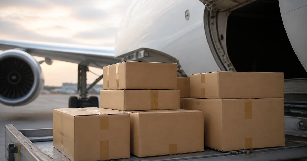 Compras por courier: en agosto hubo una nueva baja mensual, pero el acumulado del año ya roza los USD 855 millones