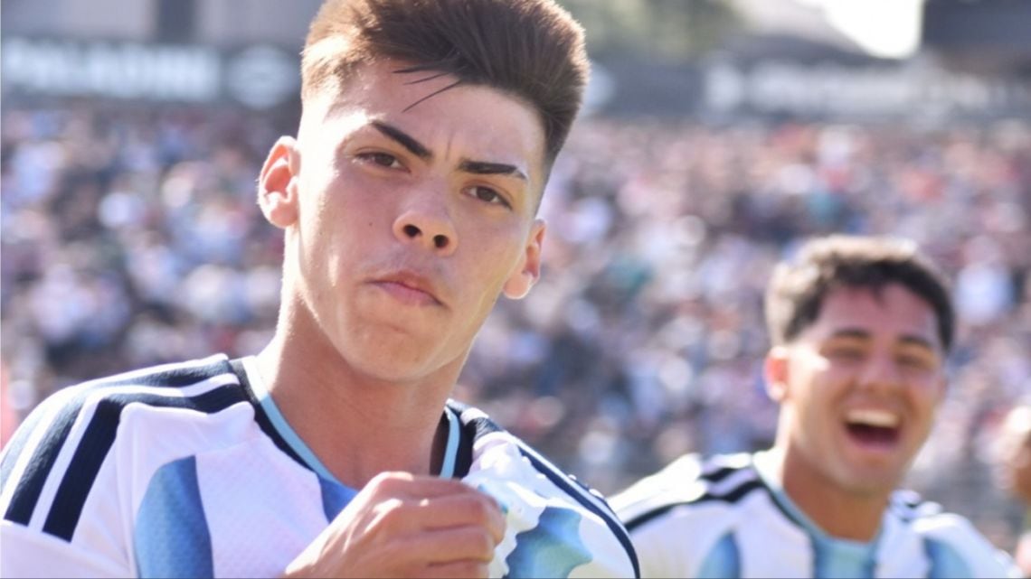 Espíndola la rompió en el final y la Sub-19 está en la final: Argentina va por el oro en Rosario