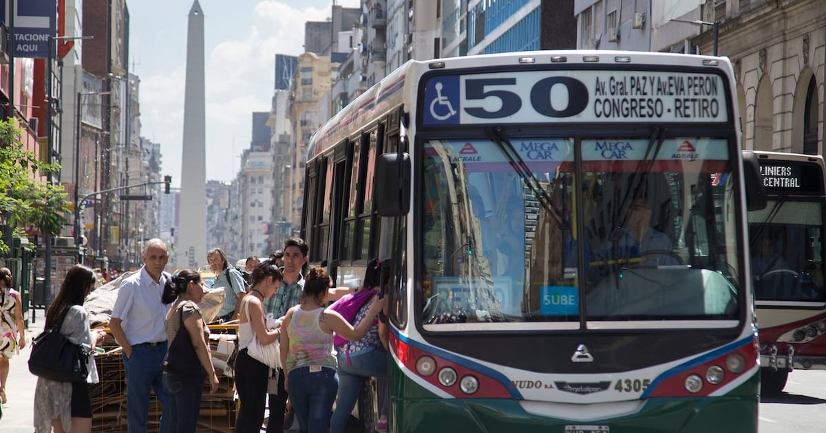 Desde el 1 de octubre, viajar en la Ciudad costará más: subte, colectivo y peajes actualizarán sus tarifas