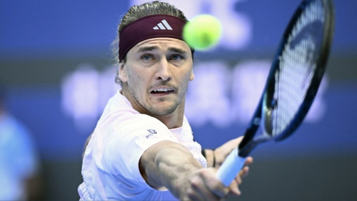 Zverev pasó de ronda en Shanghái y se plantó: los Grand Slams se ganan a cinco sets o no son Grand Slams