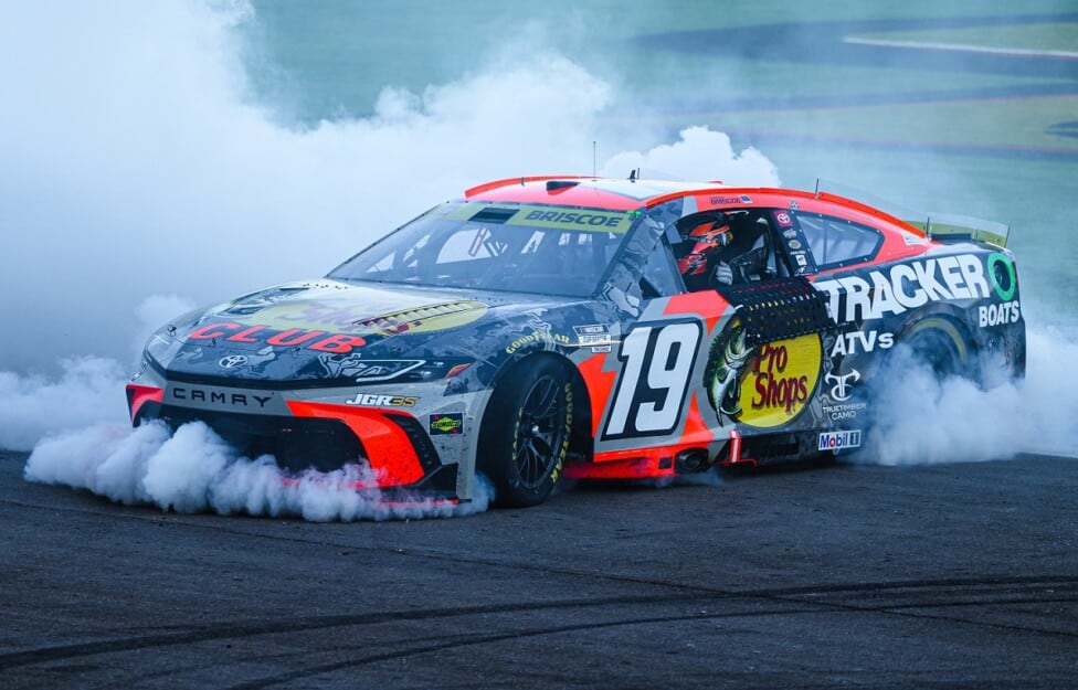 Briscoe aguantó en Las Vegas y la Copa se acomoda a favor de Larson