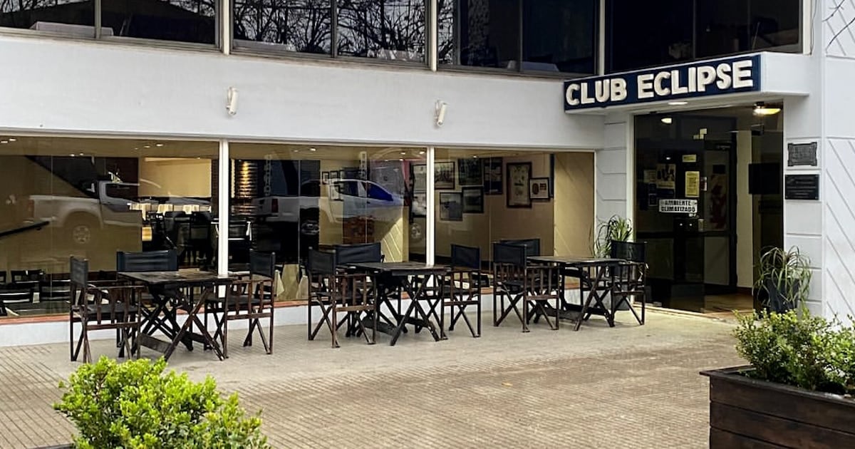 Investigan la muerte de una alumna de patín de 8 años tras caerle un arco en un club de Villegas