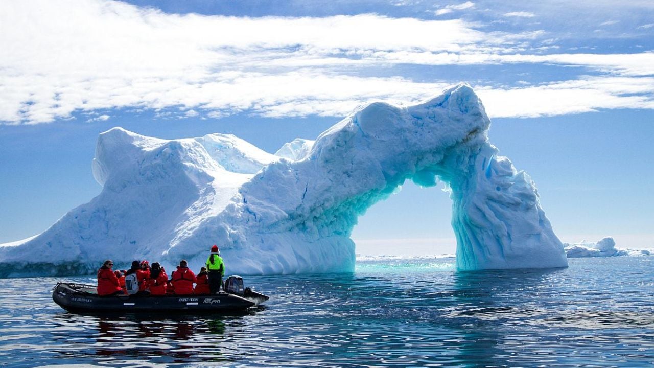 Antártida a fondo: la nueva expedición de casi dos meses que cambia el mapa de los cruceros