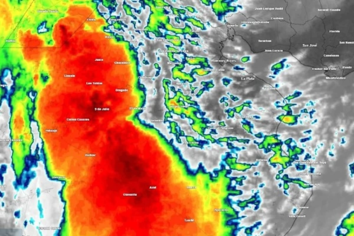 Un techo de nubes sin fecha de vencimiento: el bloqueo atmosférico atrapa al AMBA en la monotonía gris