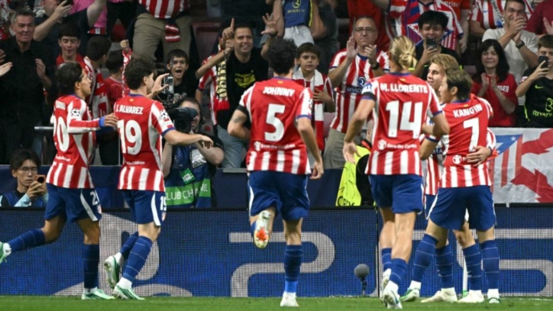 El Atleti de Simeone se sacó la espina y le cortó las alas a un United que sigue volando bajo