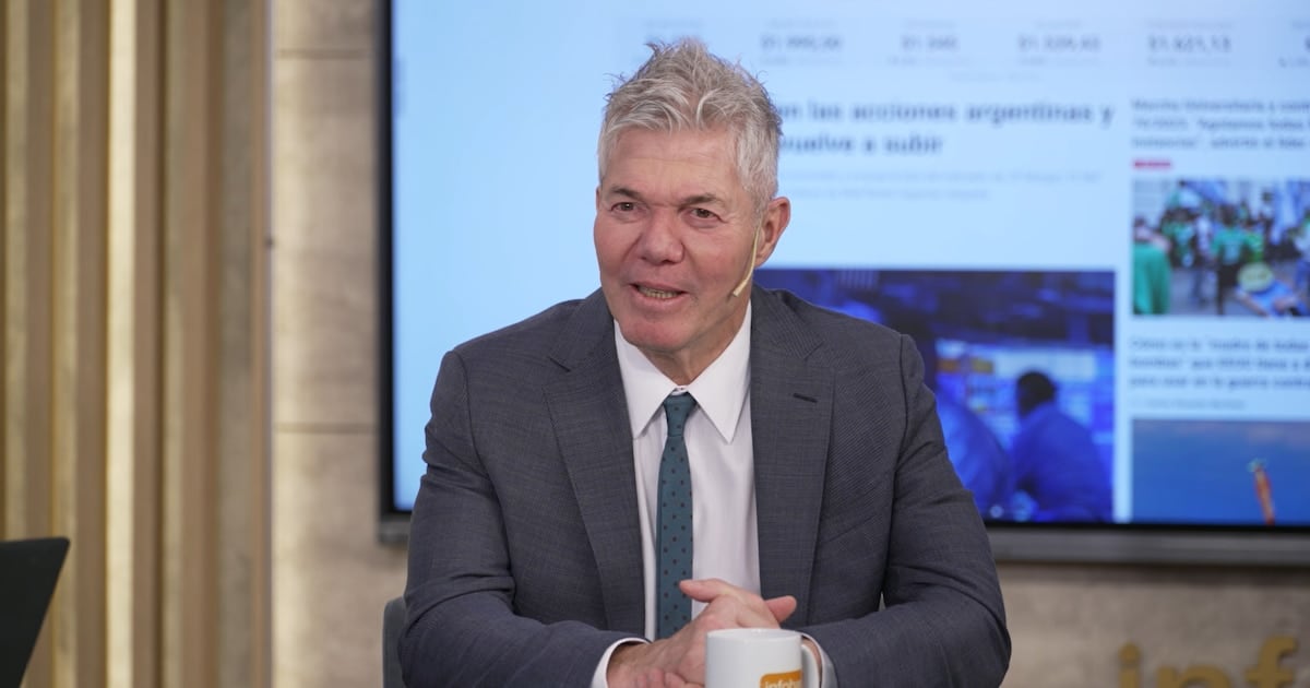 Fernando Burlando y el chip hormonal que lleva puesto desde hace tres años: qué dice el abogado sobre los efectos en su día a día