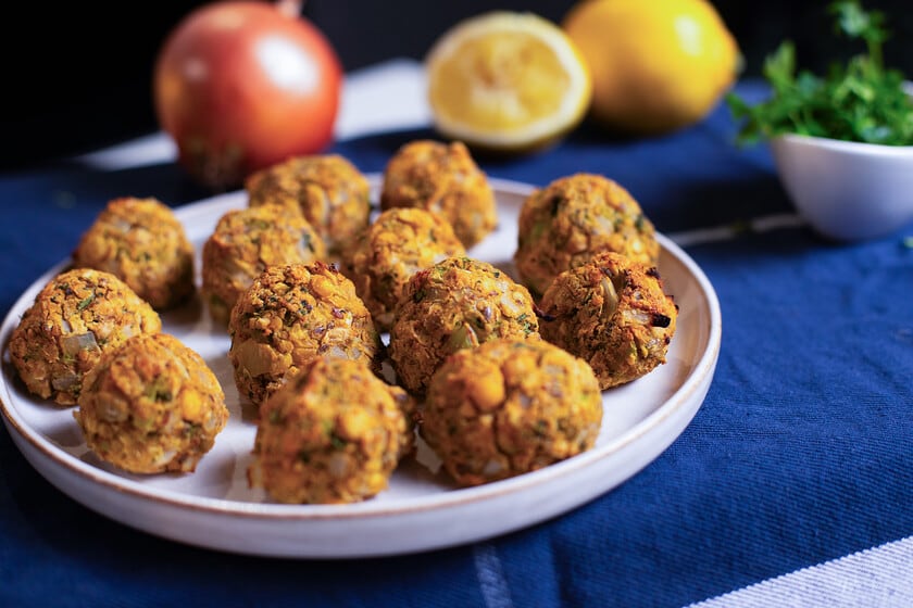 Bolitas veganas de garbanzos y brócoli: una cena fácil y con menos vueltas