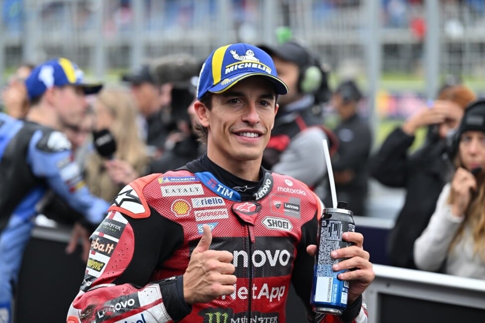 Márquez tomó el control del Mundial en Australia y dejó a Martín en el médico
