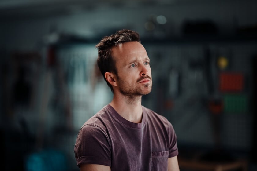 Aaron Paul quedó a un parpadeo del caos en Clayface