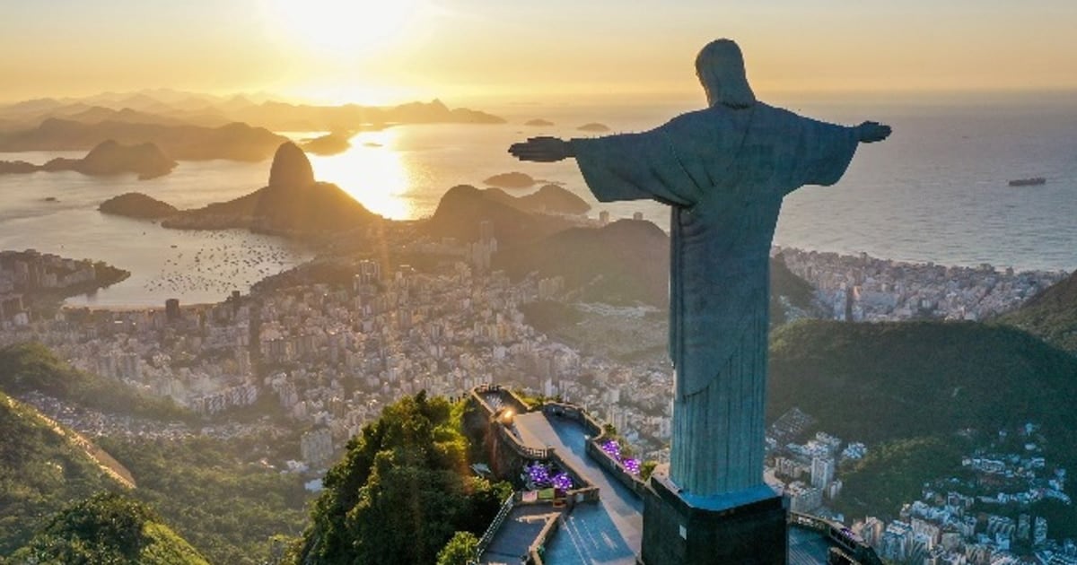 Vacacionar en Brasil: qué gastos se abaratan para los argentinos tras la caída del real